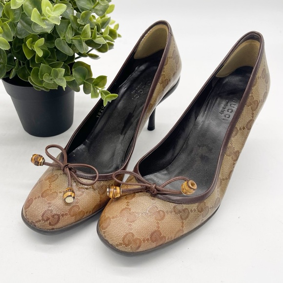 Gucci GG Crystal Canvas Bow Pumps Size 6 Classic - Picture 1 of 14